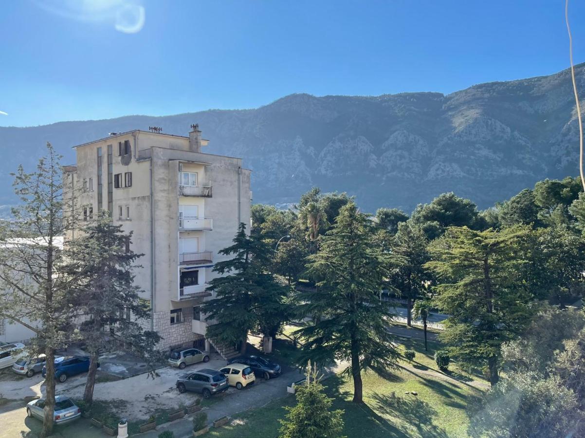 Downtown Apartment Kotor Exterior photo